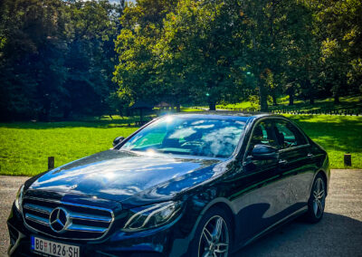 Mercedes E horizontal image